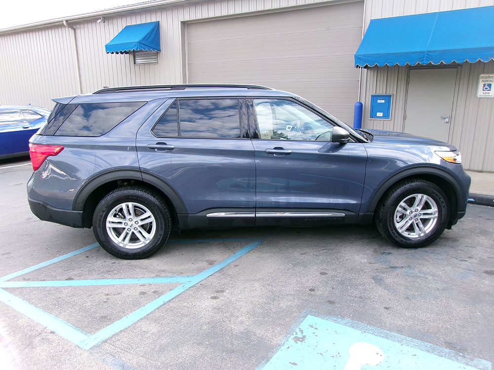 
								FORD EXPLORER XLT full									