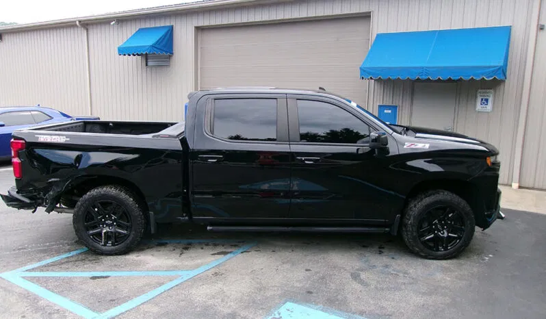 
								CHEVROLET SILVERADO 1500 LT TRAIL BOSS CREW CAB full									