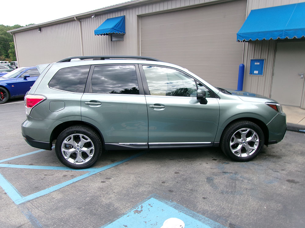 
								SUBARU FORESTER TOURING full									