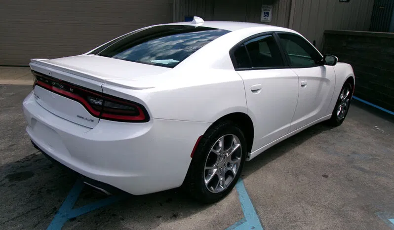 
								DODGE CHARGER SXT full									