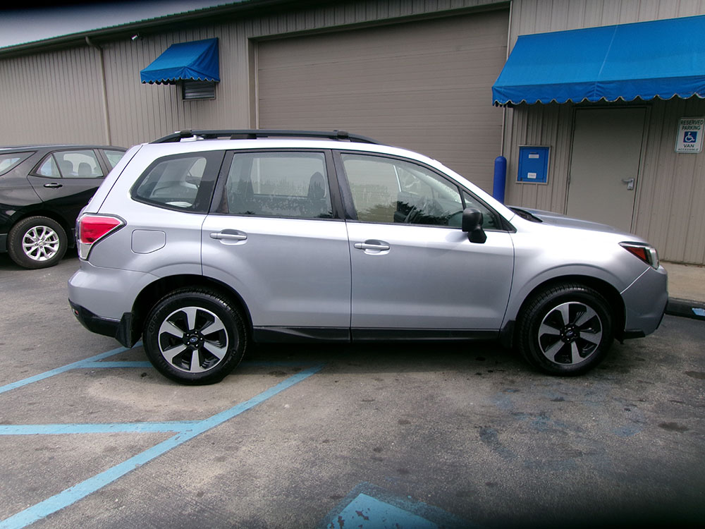 
								SUBARU FORESTER full									