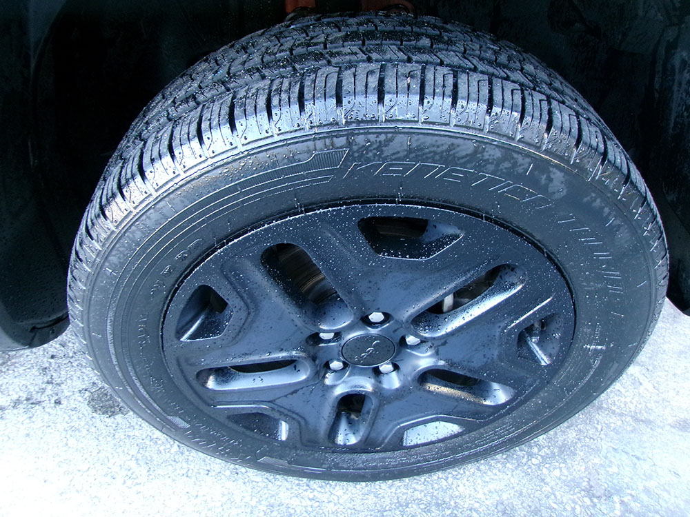 
								JEEP RENEGADE SPORT full									