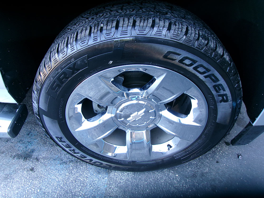 
								CHEVROLET TAHOE LT full									