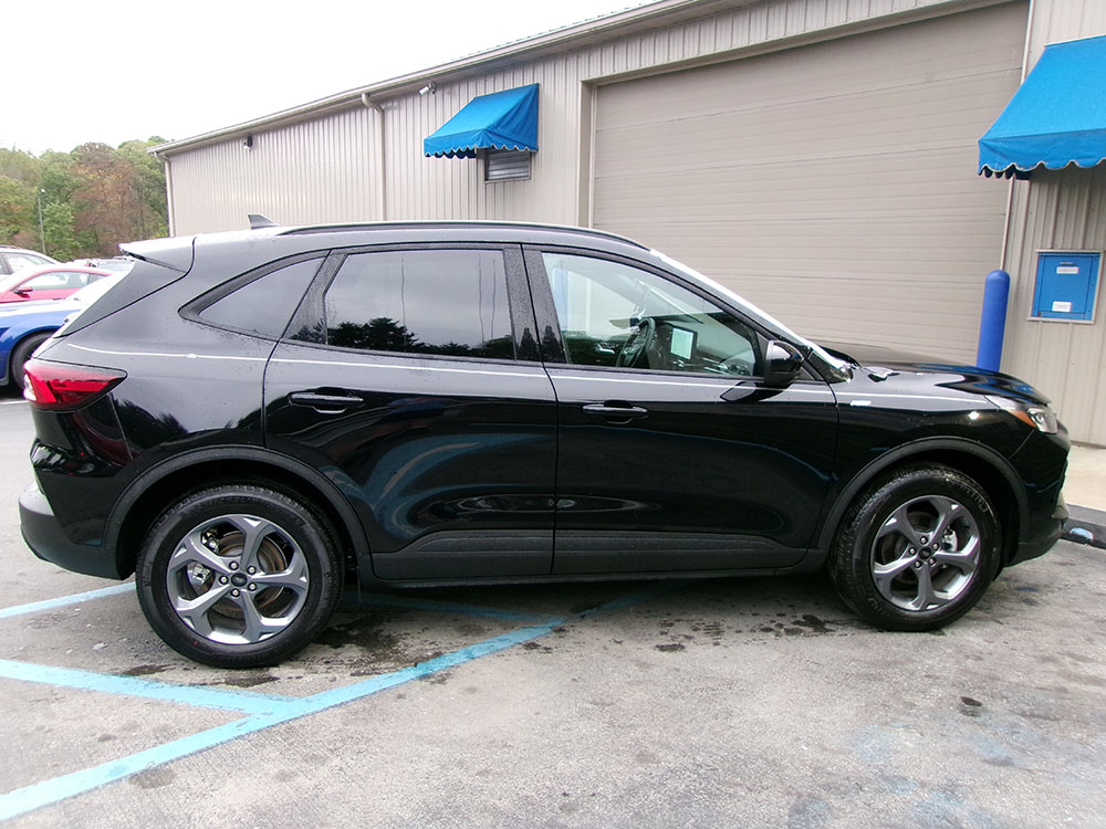 
								FORD ESCAPE ST LINE SELECT full									