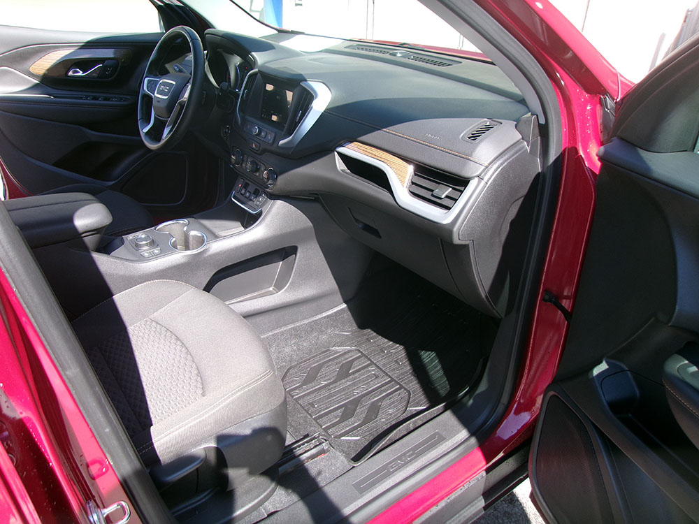 
								GMC TERRAIN SLE full									