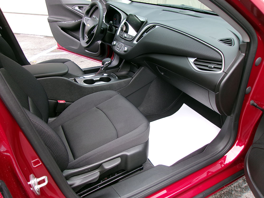 
								CHEVROLET MALIBU RS full									