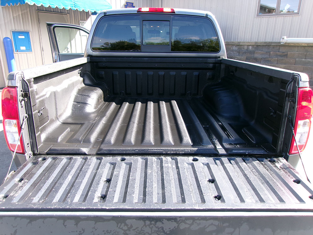 
								NISSAN FRONTIER SV CREW CAB full									