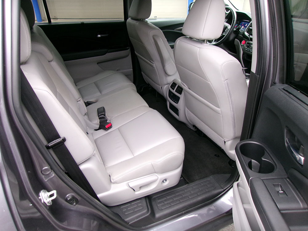 
								HONDA PILOT EX-L full									