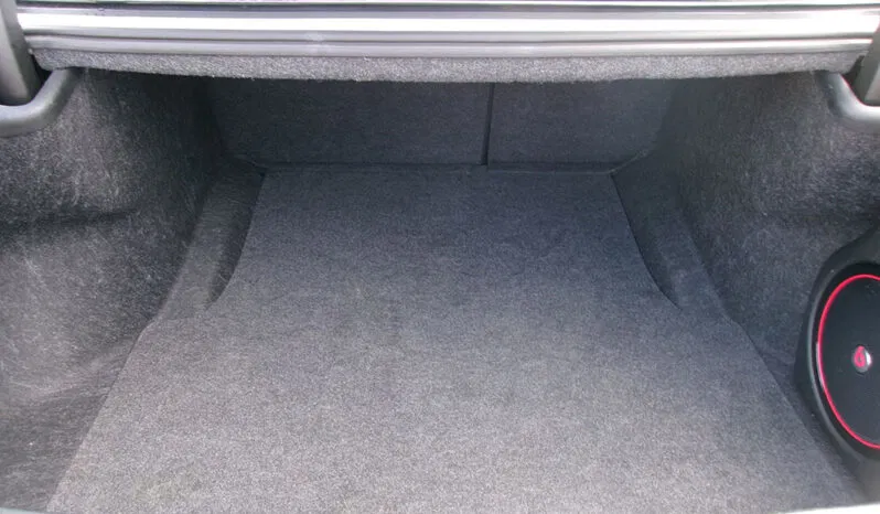 
								DODGE CHARGER SXT full									