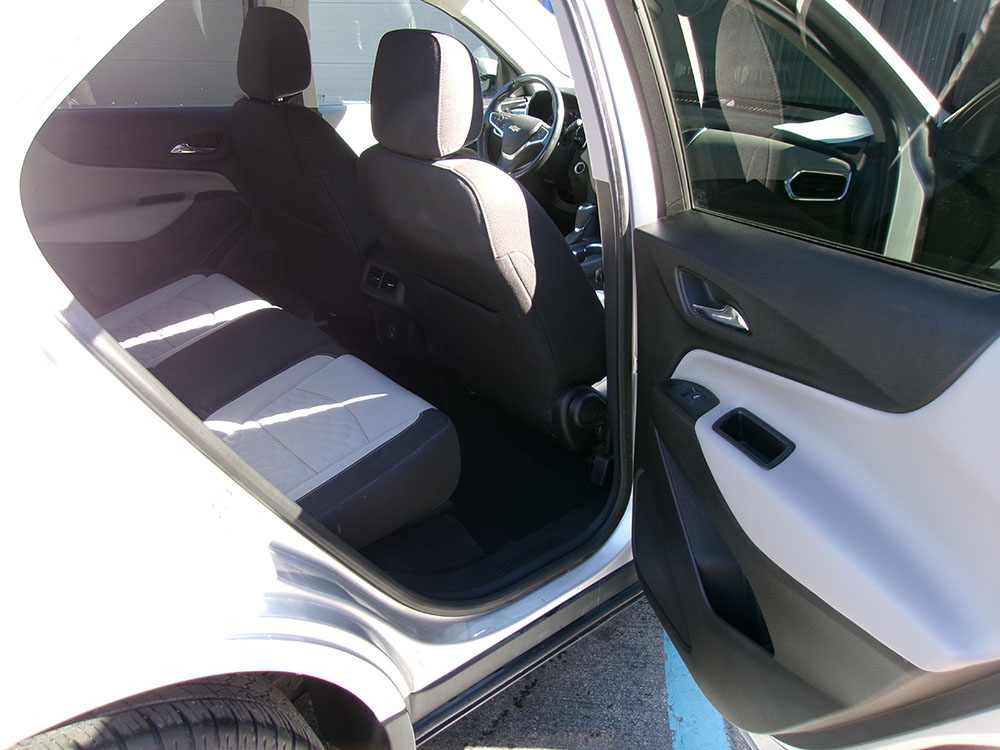 
								CHEVROLET EQUINOX LS full									