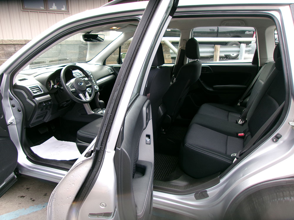 
								SUBARU FORESTER full									