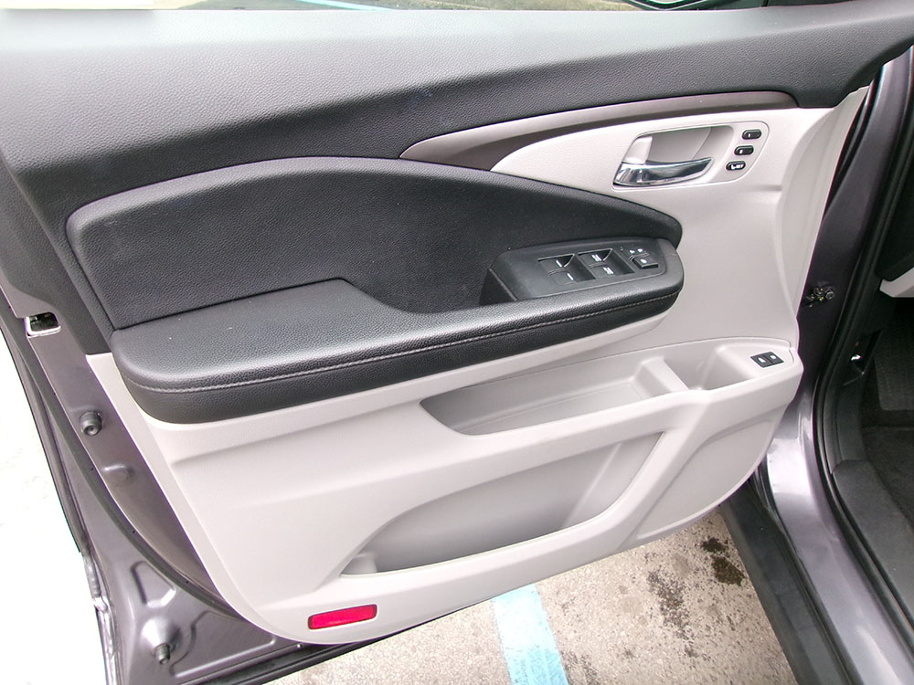 
								HONDA PILOT EX-L full									