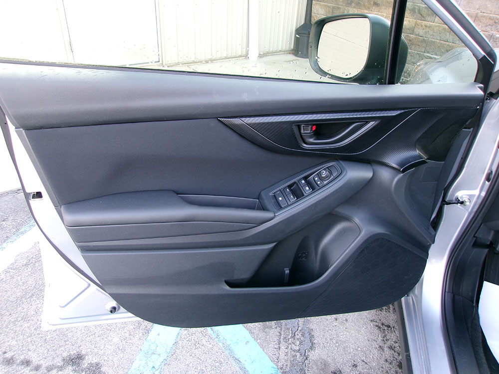 
								SUBARU CROSSTREK full									