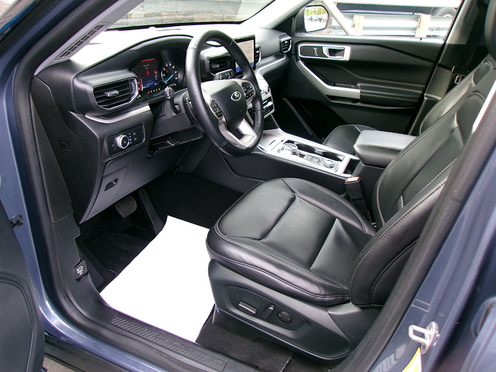 
								FORD EXPLORER XLT full									