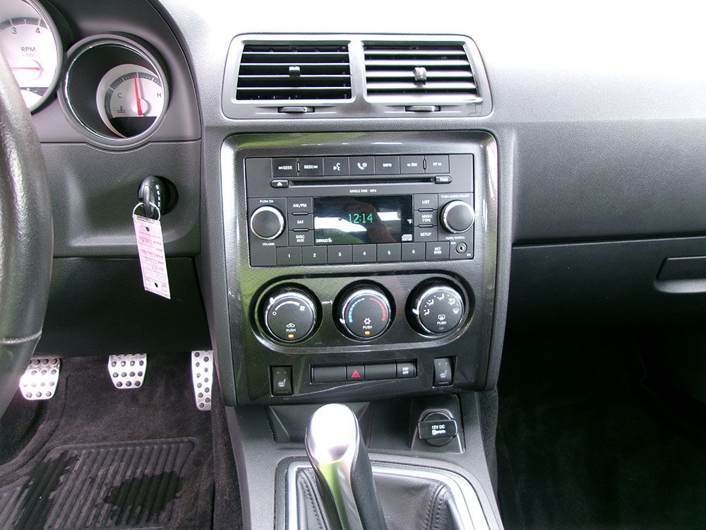 
								DODGE CHALLENGER R/T full									