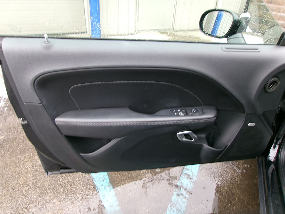 
								DODGE CHALLENGER GT full									