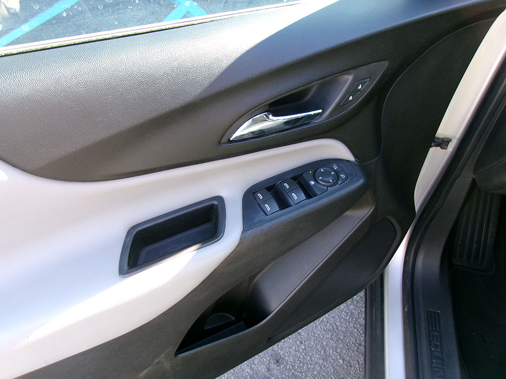 
								CHEVROLET EQUINOX LS full									