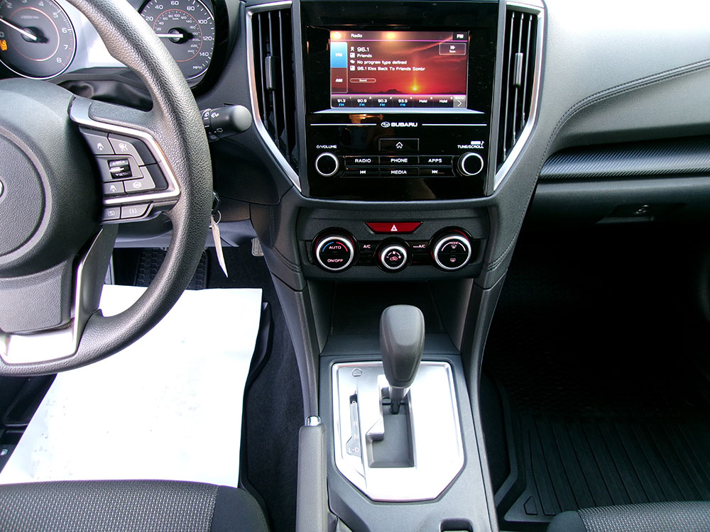 
								SUBARU CROSSTREK full									