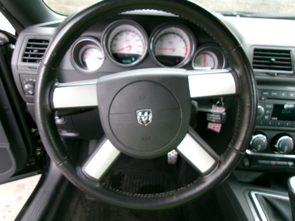 
								DODGE CHALLENGER R/T full									