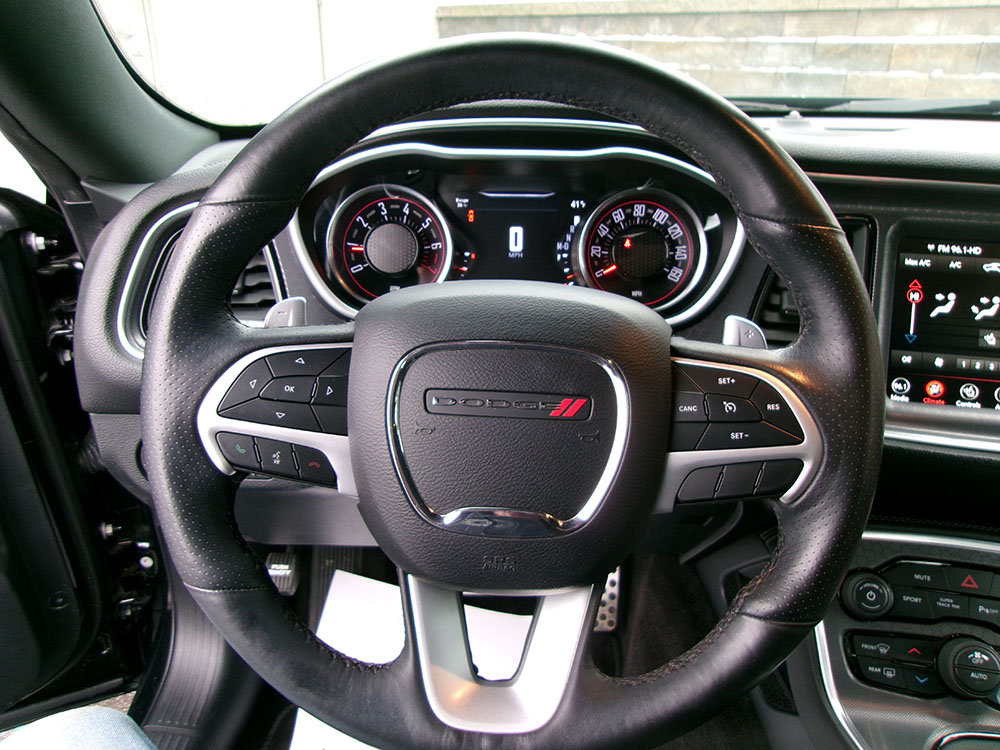 
								DODGE CHALLENGER GT full									