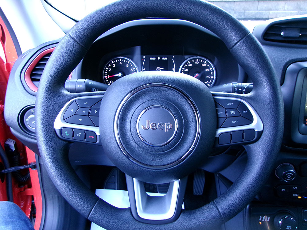 
								JEEP RENEGADE SPORT full									