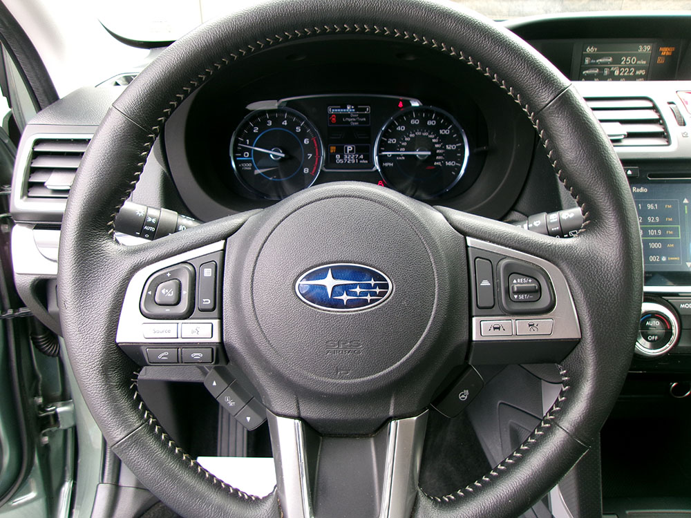 
								SUBARU FORESTER TOURING full									