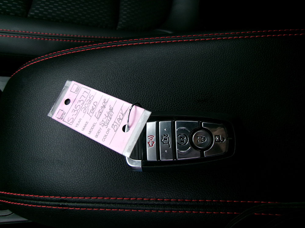 
								FORD ESCAPE ST LINE SELECT full									