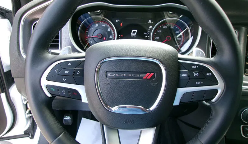 
								DODGE CHARGER SXT full									
