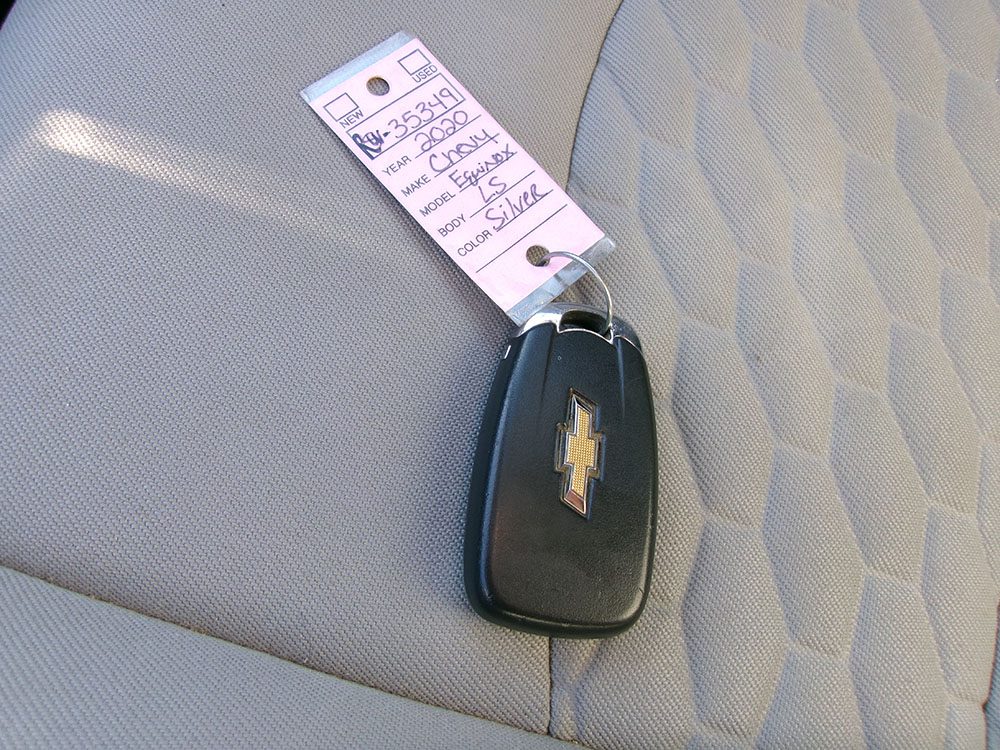 
								CHEVROLET EQUINOX LS full									