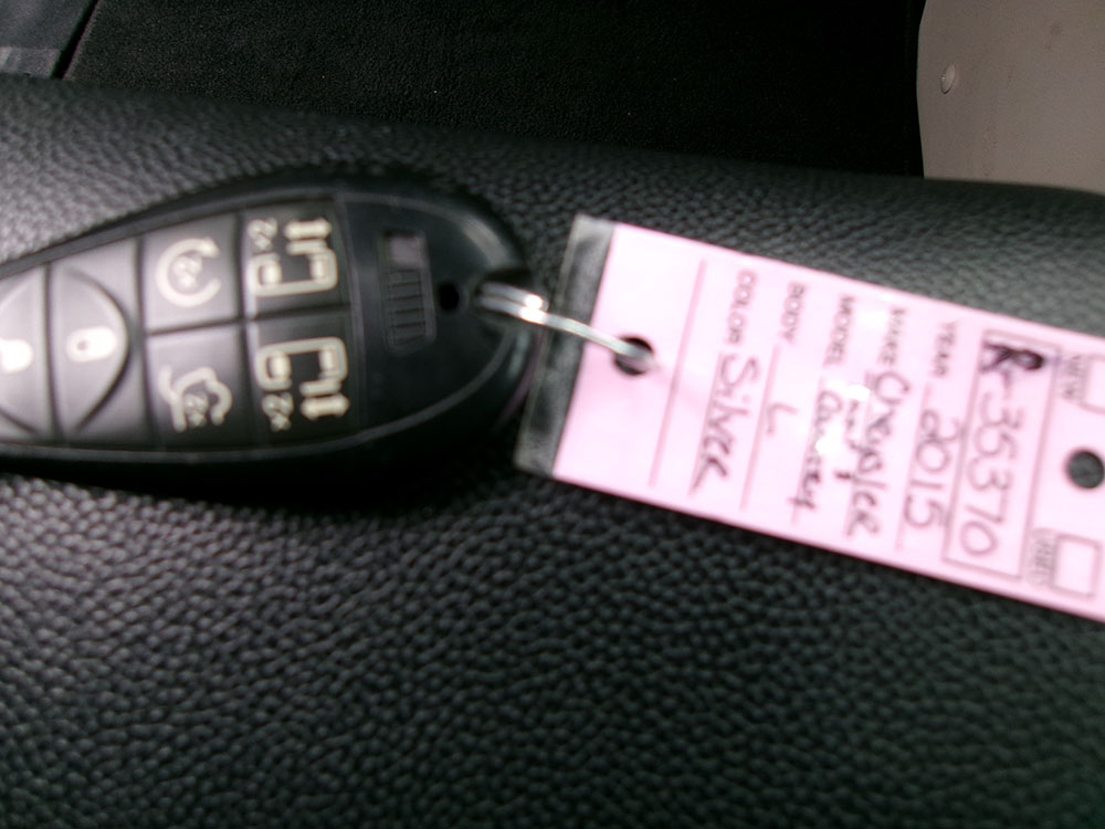 
								CHRYSLER TOWN AND COUNTRY TOURING L full									