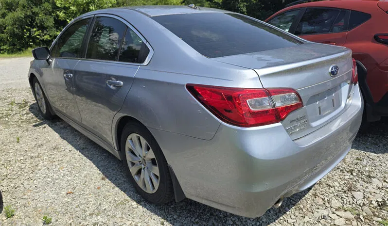 
								SUBARU LEGACY PREMIUM full									