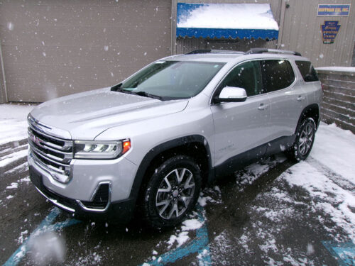 2020 GMC Acadia SLE's photo