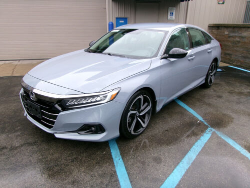 2021 Honda Accord Sport SE's photo