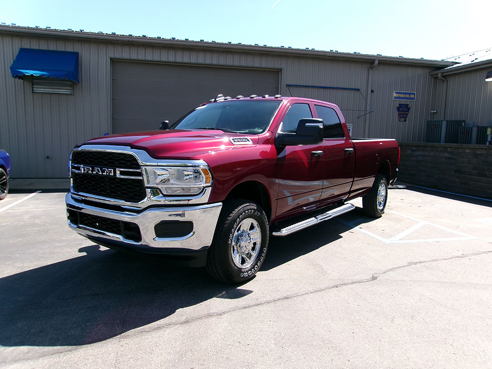2024 RAM 3500 Tradesman 4X4 Crew Cab LWB's photo