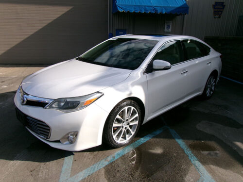 2015 Toyota Avalon XLE Touring's photo