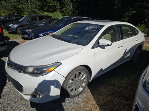 TOYOTA AVALON XLE