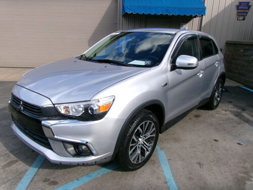 2017 Mitsubishi Outlander Sport ES's photo