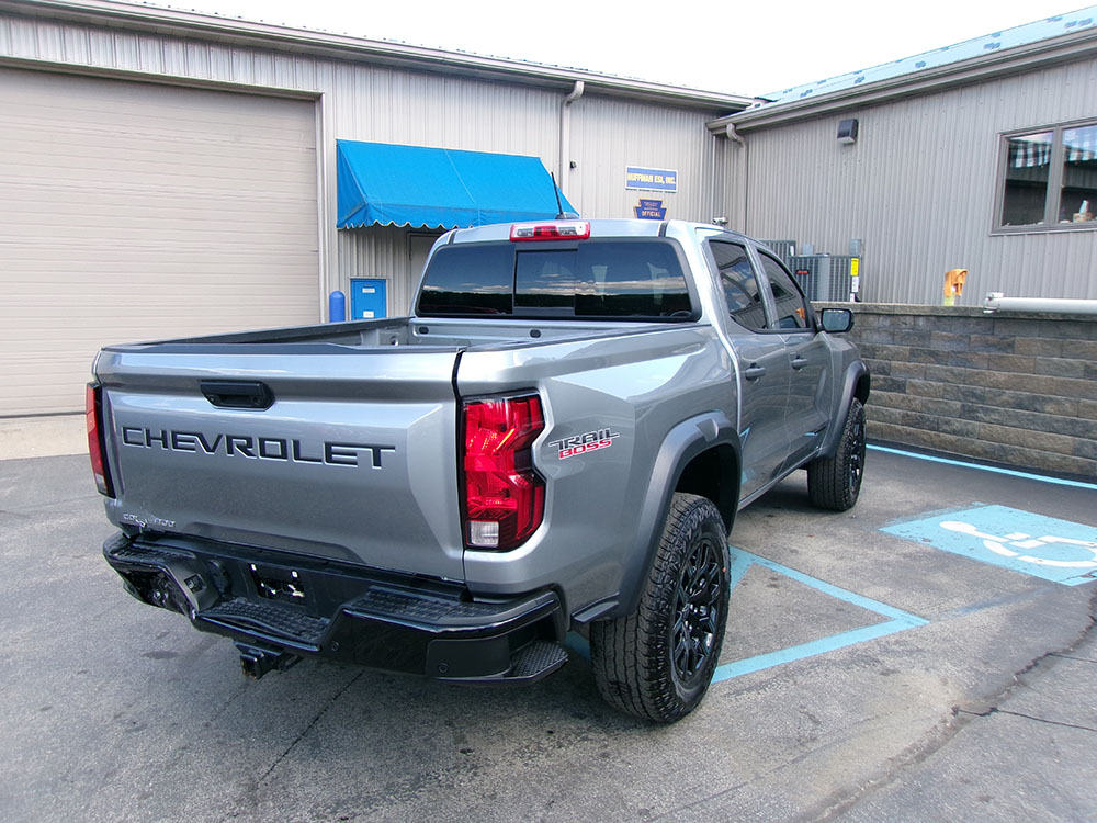 
								CHEVROLET COLORADO TRAIL BOSS CREW CAB full									