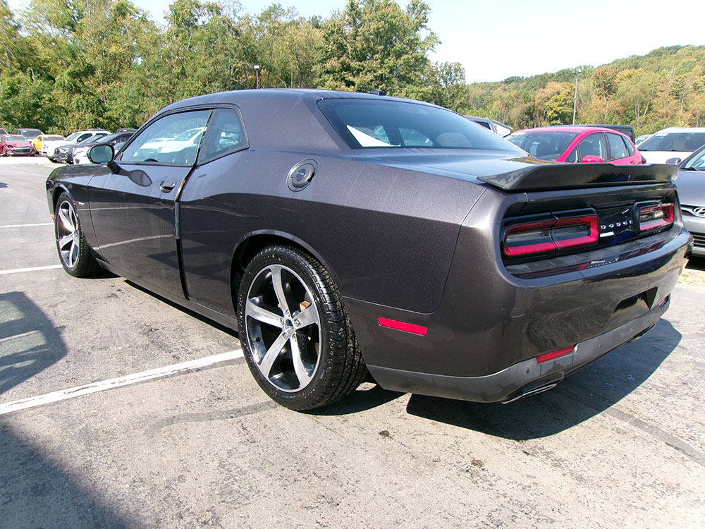 
								DODGE CHALLENGER R/T full									