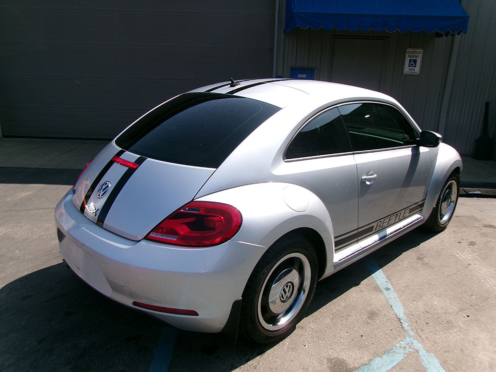 
								VOLKSWAGEN BEETLE full									