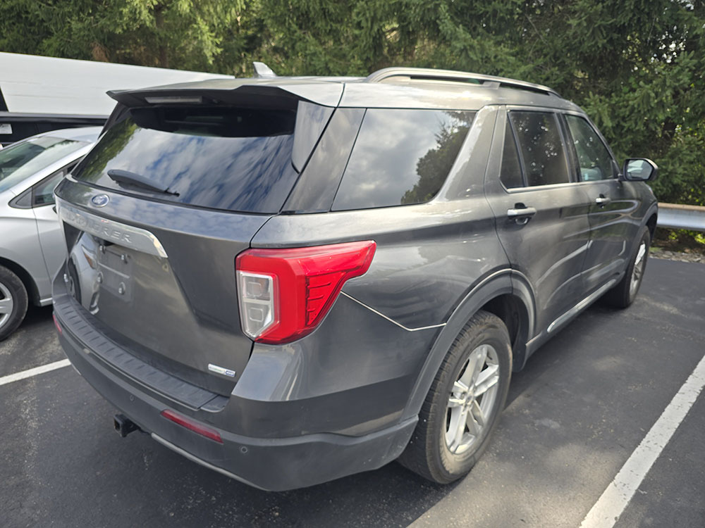 
								FORD EXPLORER XLT full									