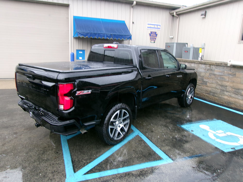 
								CHEVROLET COLORADO Z71 CREW CAB full									