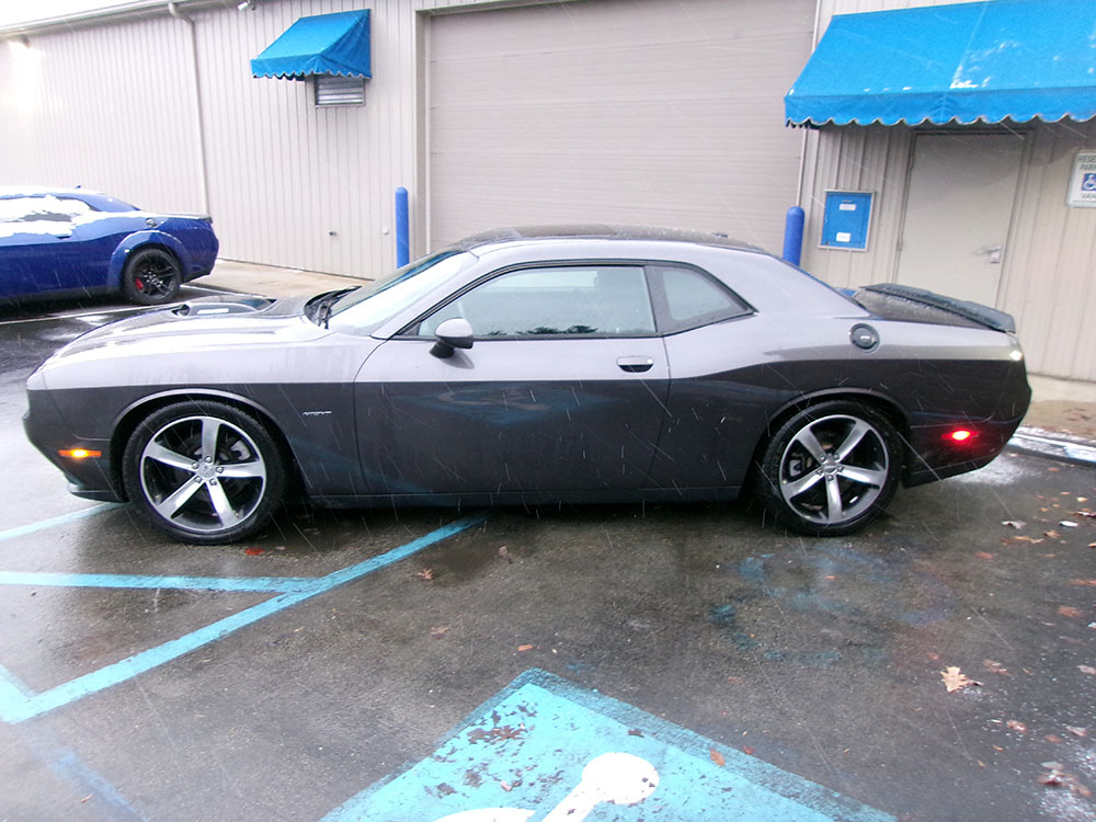 
								DODGE CHALLENGER R/T full									