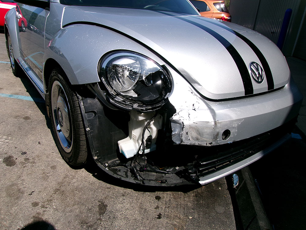 
								VOLKSWAGEN BEETLE full									