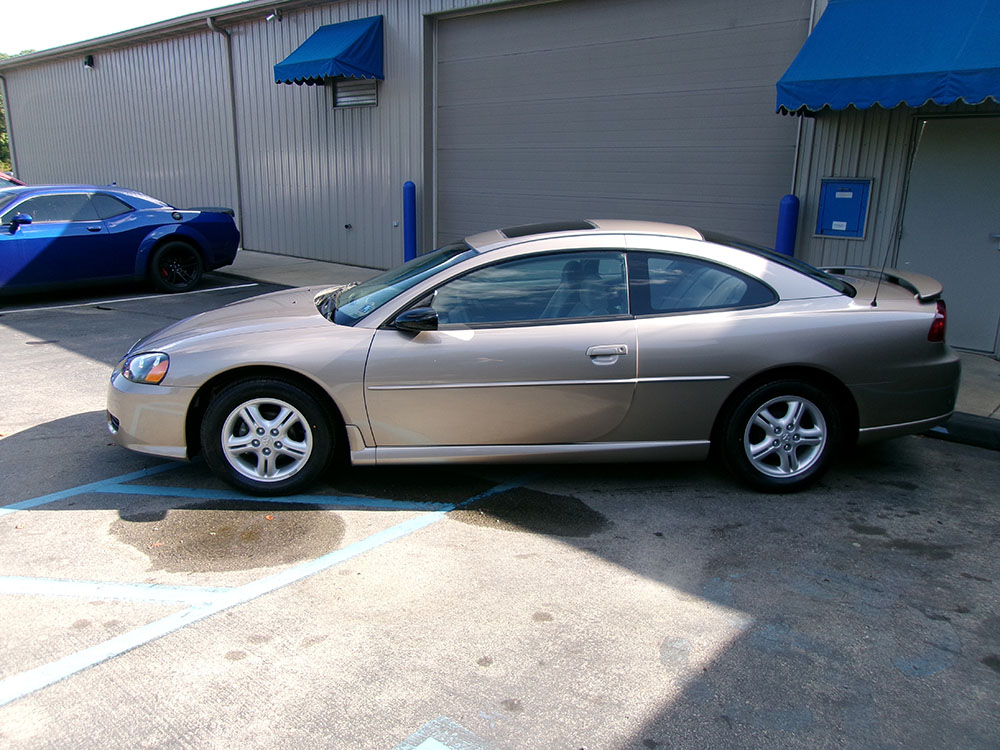 
								DODGE STRATUS SXT full									