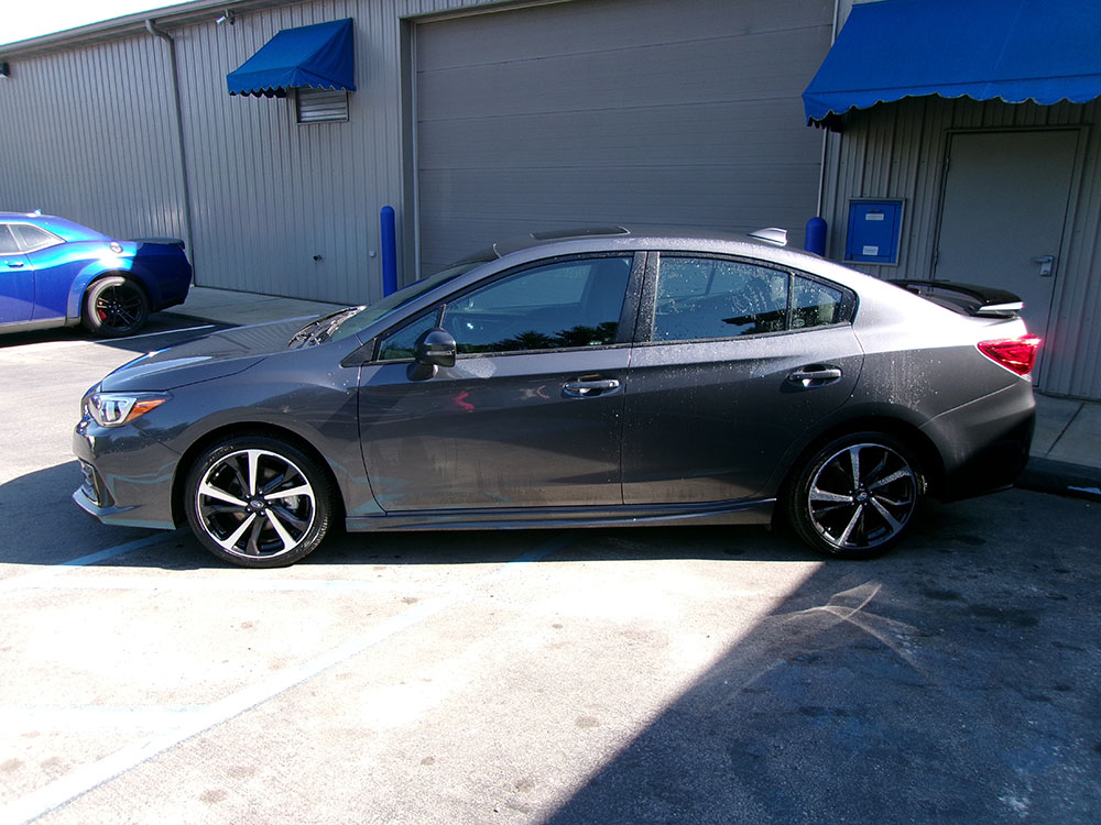 
								SUBARU IMPREZA SPORT full									