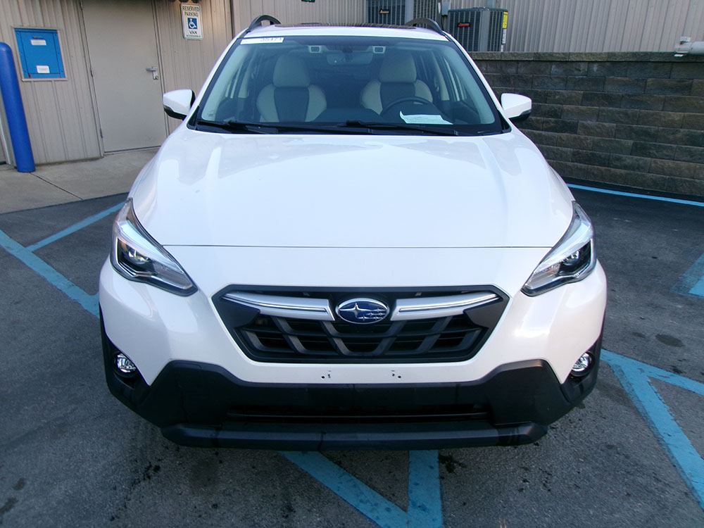 
								SUBARU CROSSTREK LIMITED full									