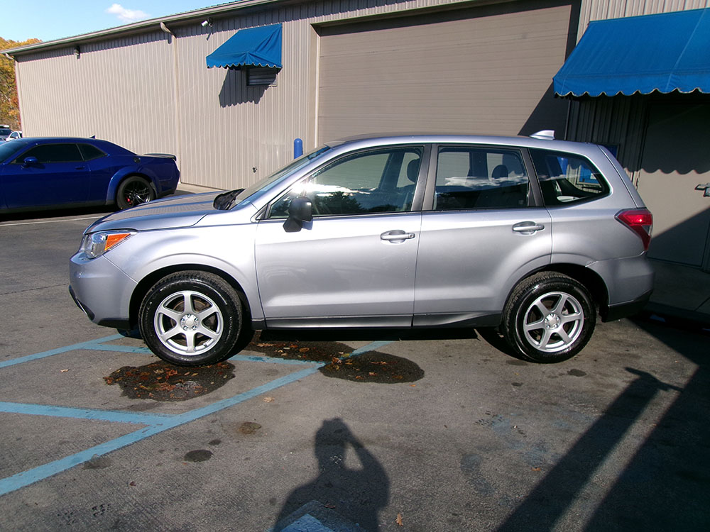 
								SUBARU FORESTER full									