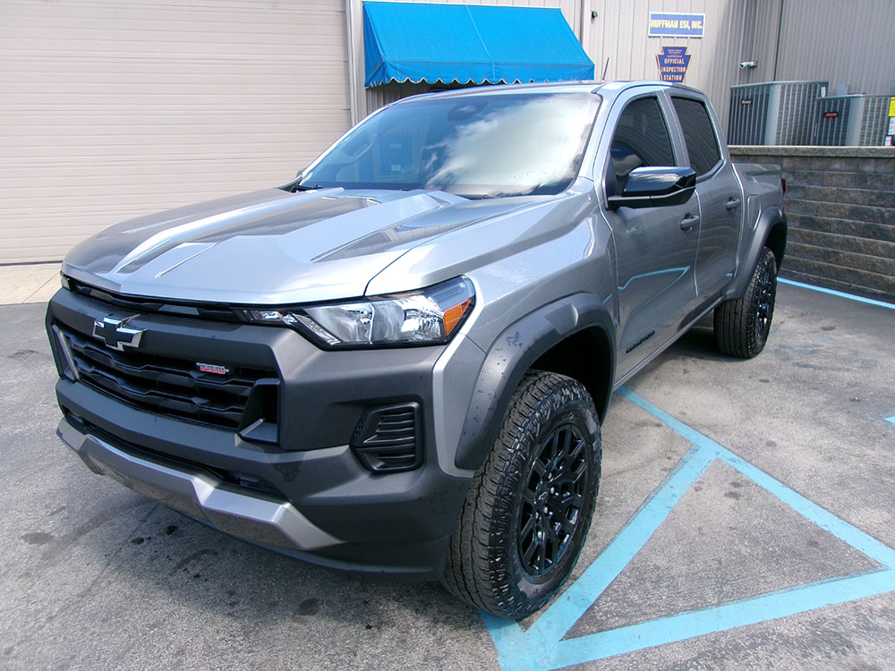 
								CHEVROLET COLORADO TRAIL BOSS CREW CAB full									