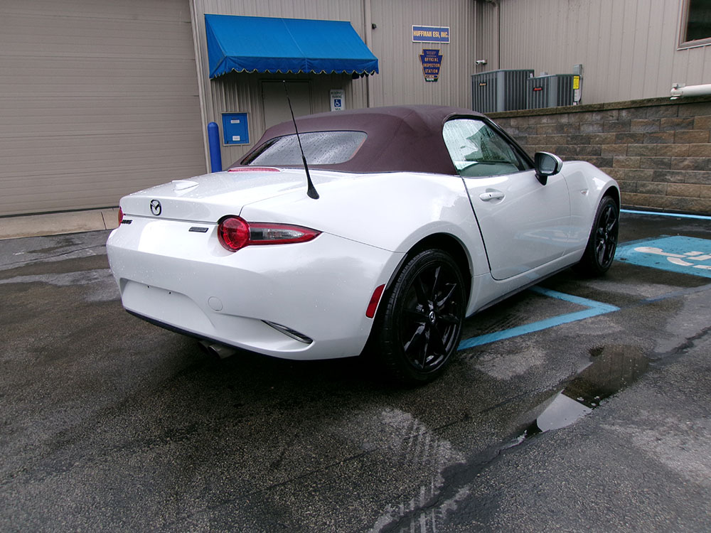 
								MAZDA MX-5 MIATA GRAND TOURING full									
